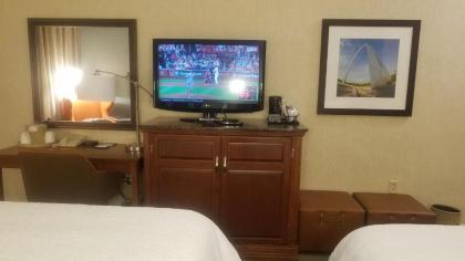 Hampton Inn St. Louis-Airport - image 13