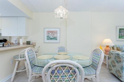 Ocean Village Club Q14 Ocean View 2 Bedrooms Pet Friendly WiFi Sleeps 6 - image 3