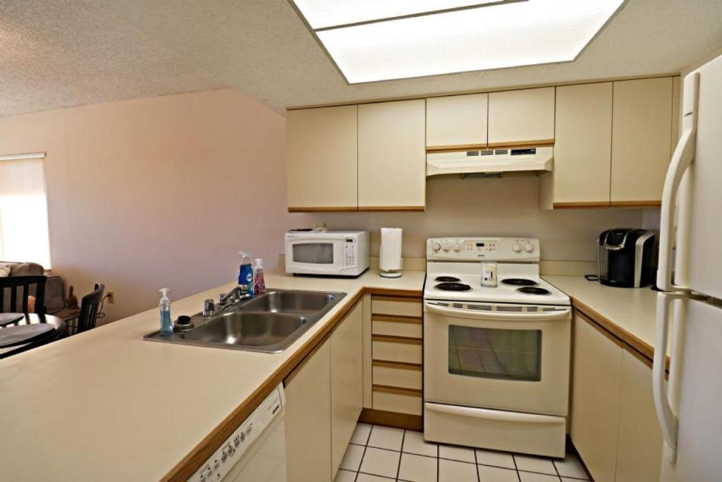 Ocean Village Club C32 - main image