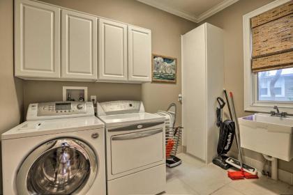 Cozy Home with Porch 1 Block to Vilano Beach! - image 4