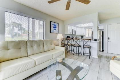 Ocean Village Club B14 1 BR Ground Floor Lanai Sleeps 4 WiFi - image 4