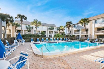 Ocean Views Heated Pool Private Patio Steps to the Beach!