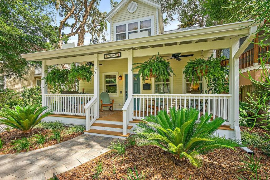 Casa DeSoto - Luxury Downtown Oasis - main image