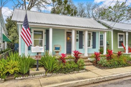 Bernard Street Bungalow - image 1