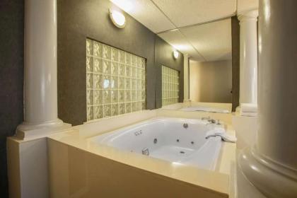 Quality Inn and Suites St Charles -West Chicago - image 21