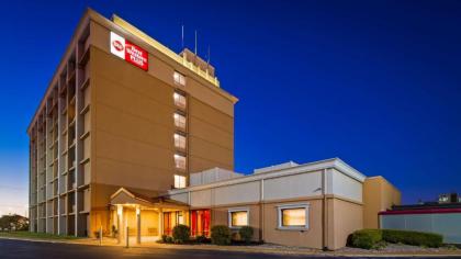 Best Western Plus the Charles Hotel