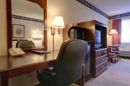 Americas Best Value Inn and Suites Saint Charles - image 10