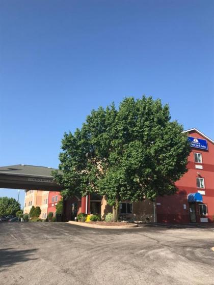 Americas Best Value Inn and Suites Saint Charles - image 3