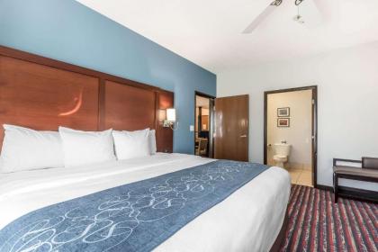 Comfort Suites St Charles-St Louis - image 2