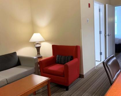 Country Inn & Suites by Radisson St. Charles MO - image 13