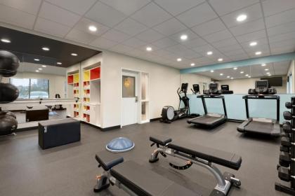 Tru by Hilton St. Charles St. Louis - image 15