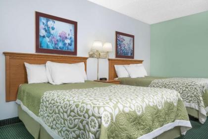 Days Inn by Wyndham St Cloud - image 10