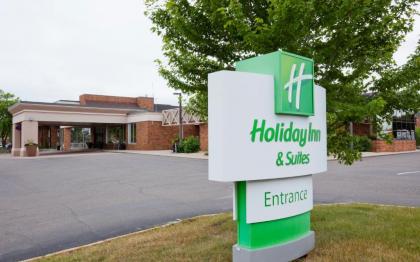 Holiday Inn Hotel And Suites St. Cloud