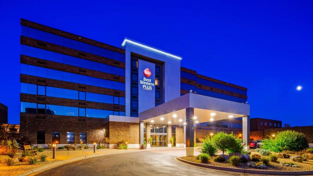 Best Western Plus Kelly Inn - main image