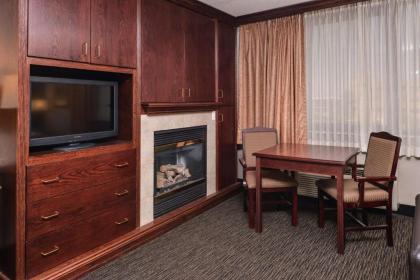 Best Western Plus Kelly Inn - image 13