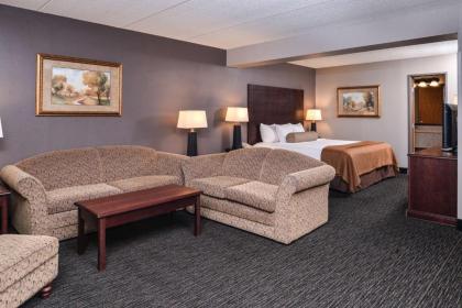 Best Western Plus Kelly Inn - image 14