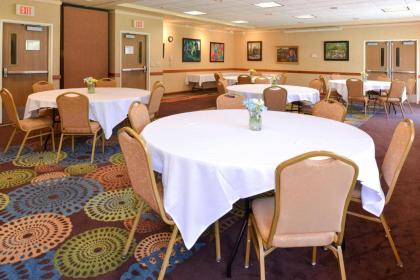 Holiday Inn Express & Suites St. Croix Valley an IHG Hotel - image 6