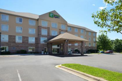 Holiday Inn Express & Suites St. Croix Valley an IHG Hotel - image 7