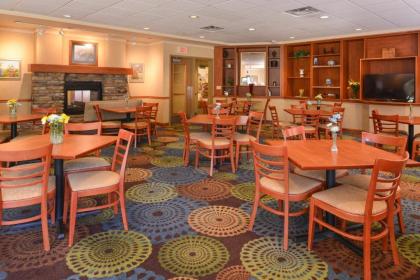 Holiday Inn Express & Suites St. Croix Valley an IHG Hotel - image 8