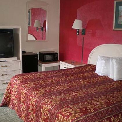 Knights Inn St. George - image 3