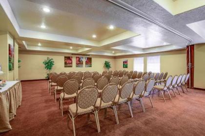 Clarion Suites St George - Convention Center Area - image 4