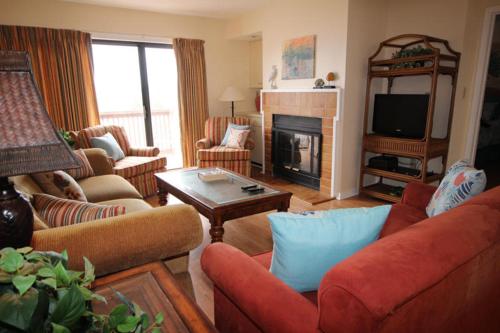 643 New Haven - Three Bedroom Villa - main image