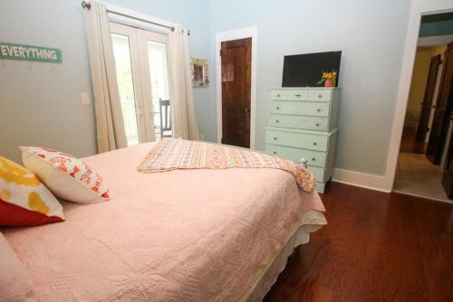 813 Bonito Road - Five Bedroom House - image 3