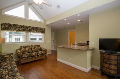 389 Wahoo Drive - Six Bedroom House - image 3
