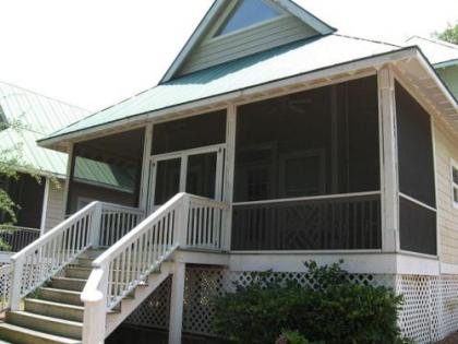 Holiday homes in Saint Helena Island South Carolina