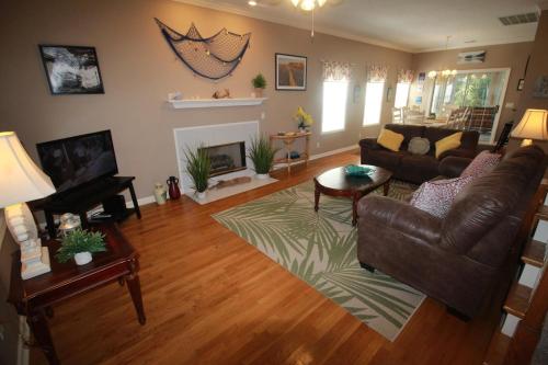 22 Fiddlers Point - main image