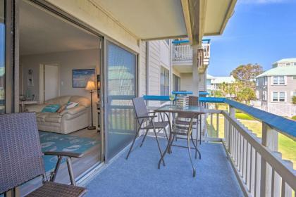 Condo with Pool Access - half Mi to Harbor Island Beach - image 6