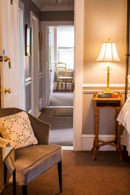 Inn St Helena - image 5