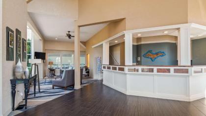 Best Western Harbour Pointe Lakefront - image 5