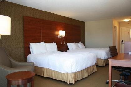 Budget Host Inn & Suites - image 2
