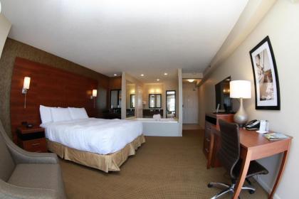 Budget Host Inn & Suites - image 5