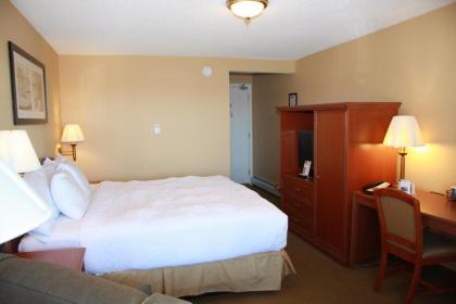 Budget Host Inn & Suites - image 8