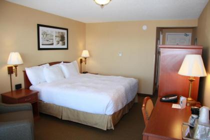 Budget Host Inn & Suites - image 9