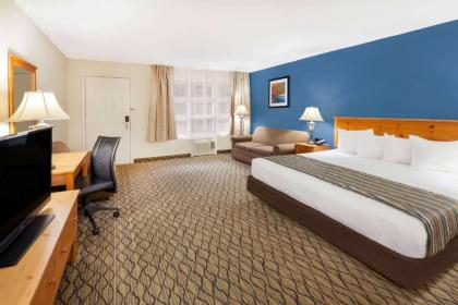 Baymont by Wyndham St. Ignace Lakefront - image 11