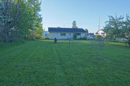 Johnsons Up North House at Saint Ignace - image 11