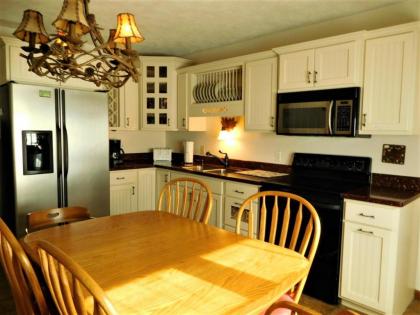 Johnsons Up North House at Saint Ignace - image 6