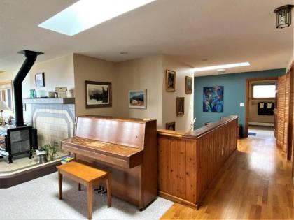 Huron Haven - image 6