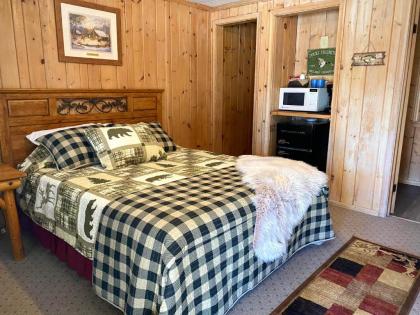 Moosewood Inn - image 3