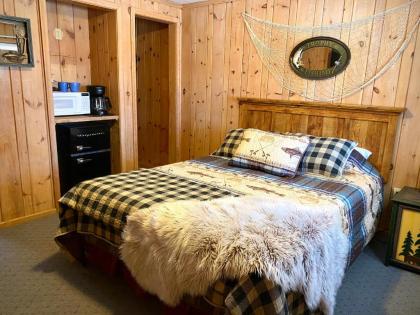 Moosewood Inn - image 4