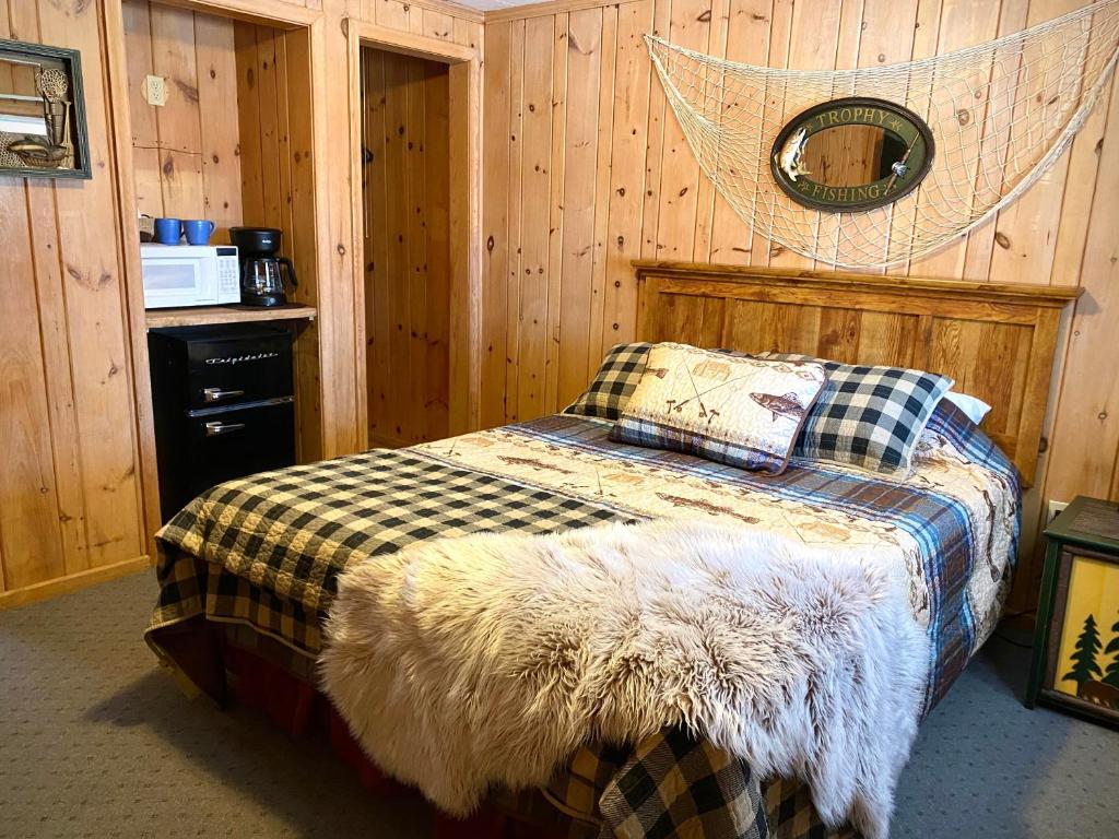 Moosewood Inn - image 4