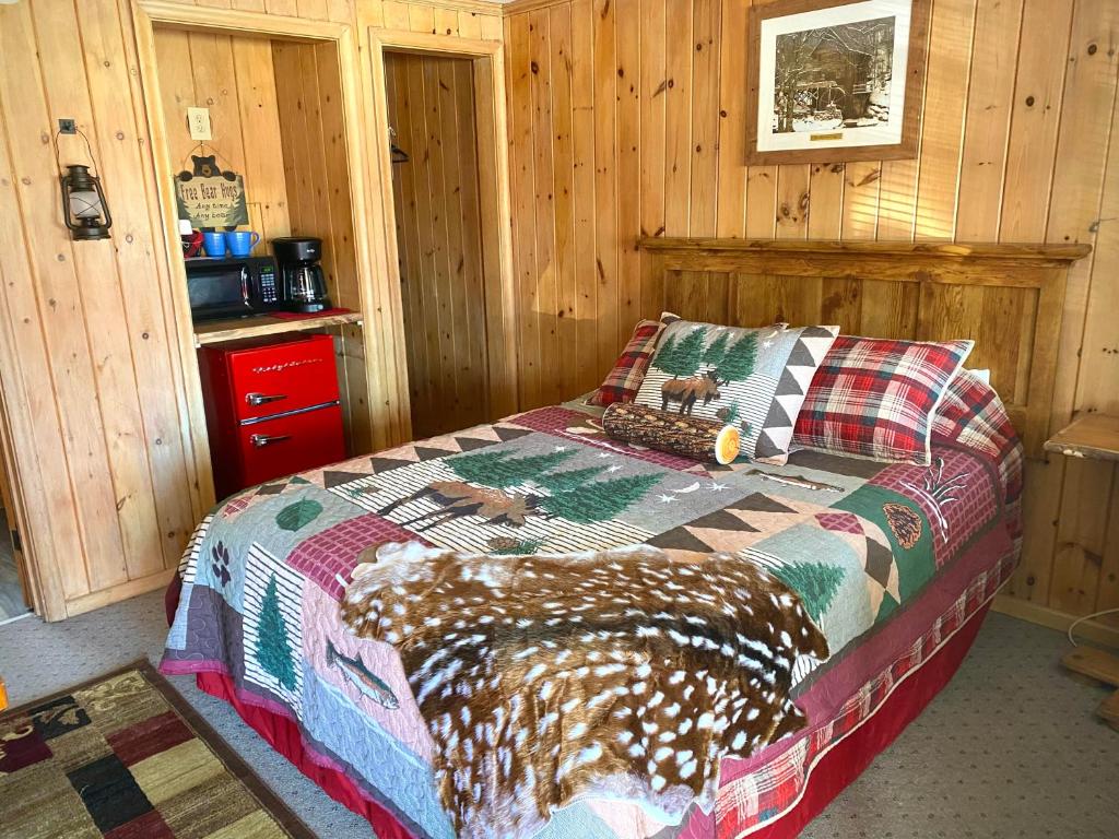 Moosewood Inn - image 6