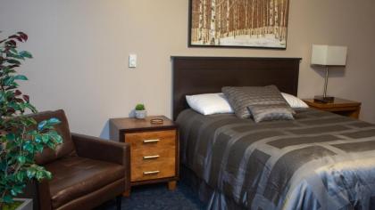 Mark III INN & Suites - image 4