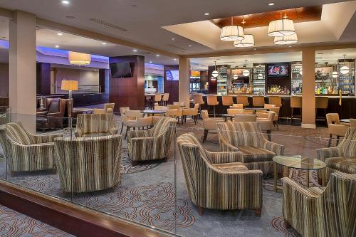 Hilton St. Louis Airport - image 5