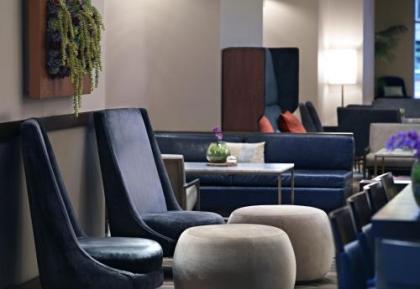 Marriott St. Louis Grand - image 2