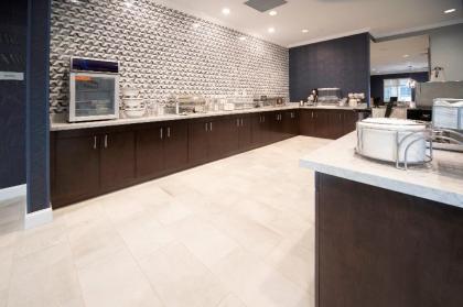 Best Western Plus St. Louis Airport Hotel - image 5