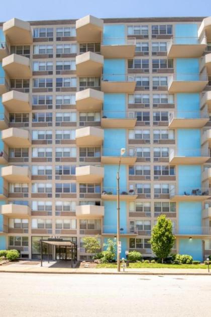 Classic DT 1BR with City View by Zencity - image 11
